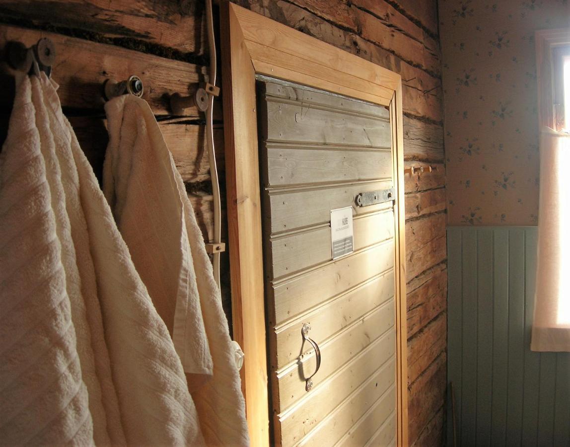 Portaan Nahkurinverstas Porras エクステリア 写真